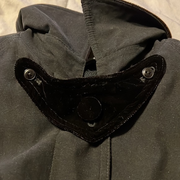 American Bazaar black raincoat with button in lining - Picture 10 of 13